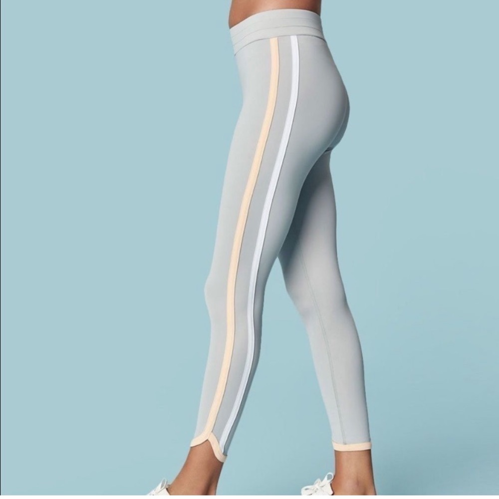 ENSMBL set - leggings + sports bra like new